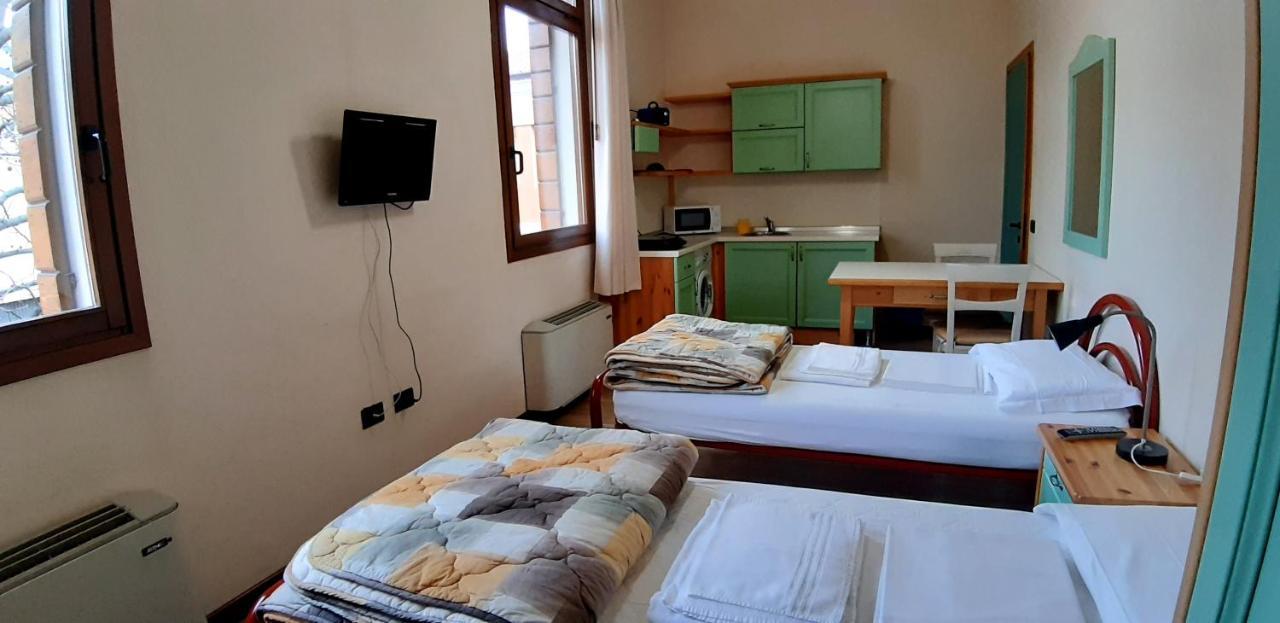 Casa Santa Caterina E Sant Antonio Hotell Padova Eksteriør bilde