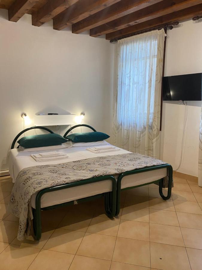 Casa Santa Caterina E Sant Antonio Hotell Padova Eksteriør bilde