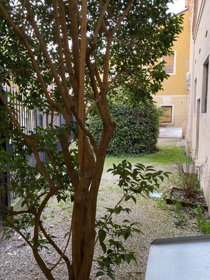 Casa Santa Caterina E Sant Antonio Hotell Padova Eksteriør bilde