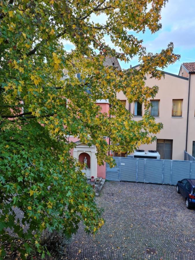 Casa Santa Caterina E Sant Antonio Hotell Padova Eksteriør bilde