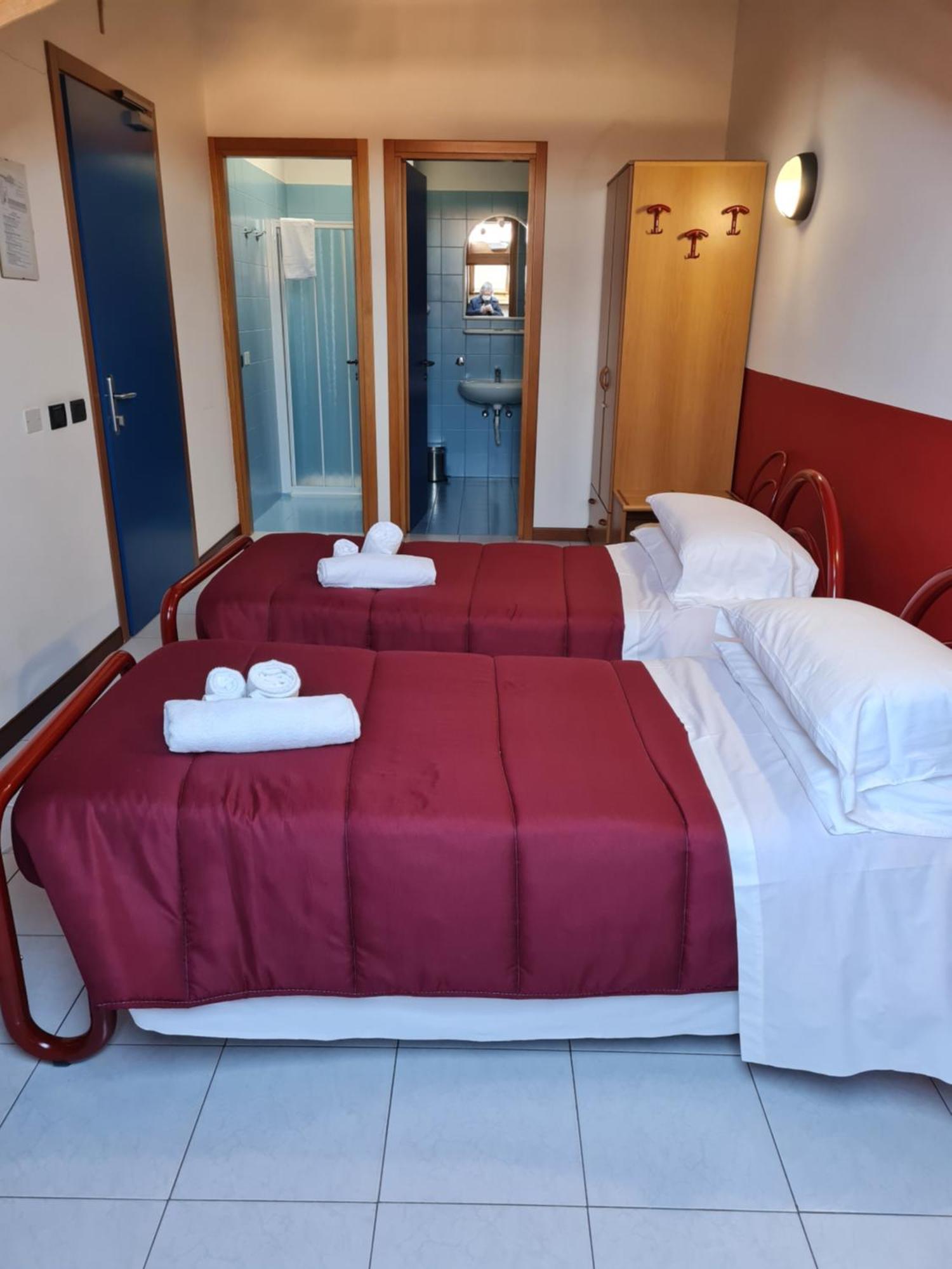 Casa Santa Caterina E Sant Antonio Hotell Padova Eksteriør bilde