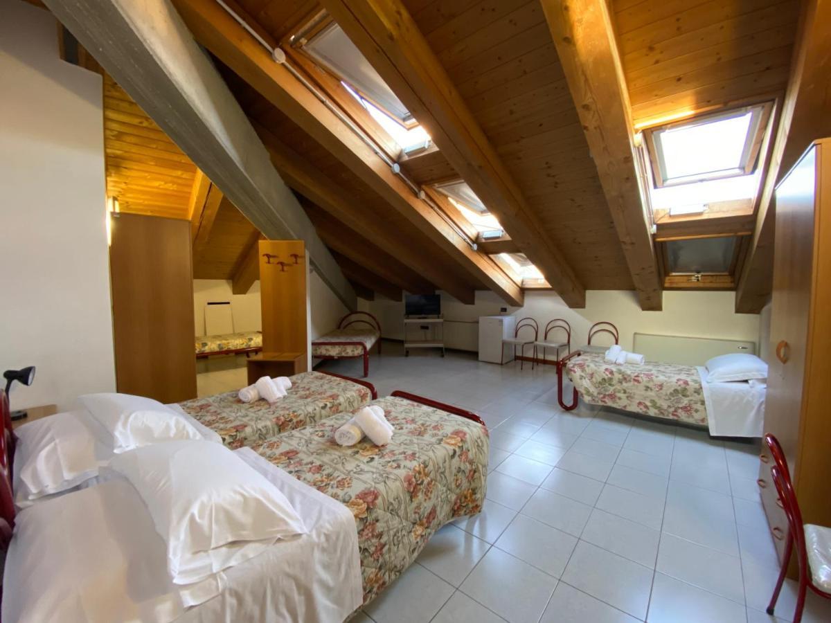 Casa Santa Caterina E Sant Antonio Hotell Padova Eksteriør bilde